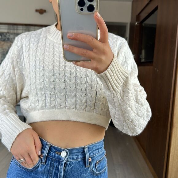 We wore what / danielle bernstein sweater - Picture 2 of 6